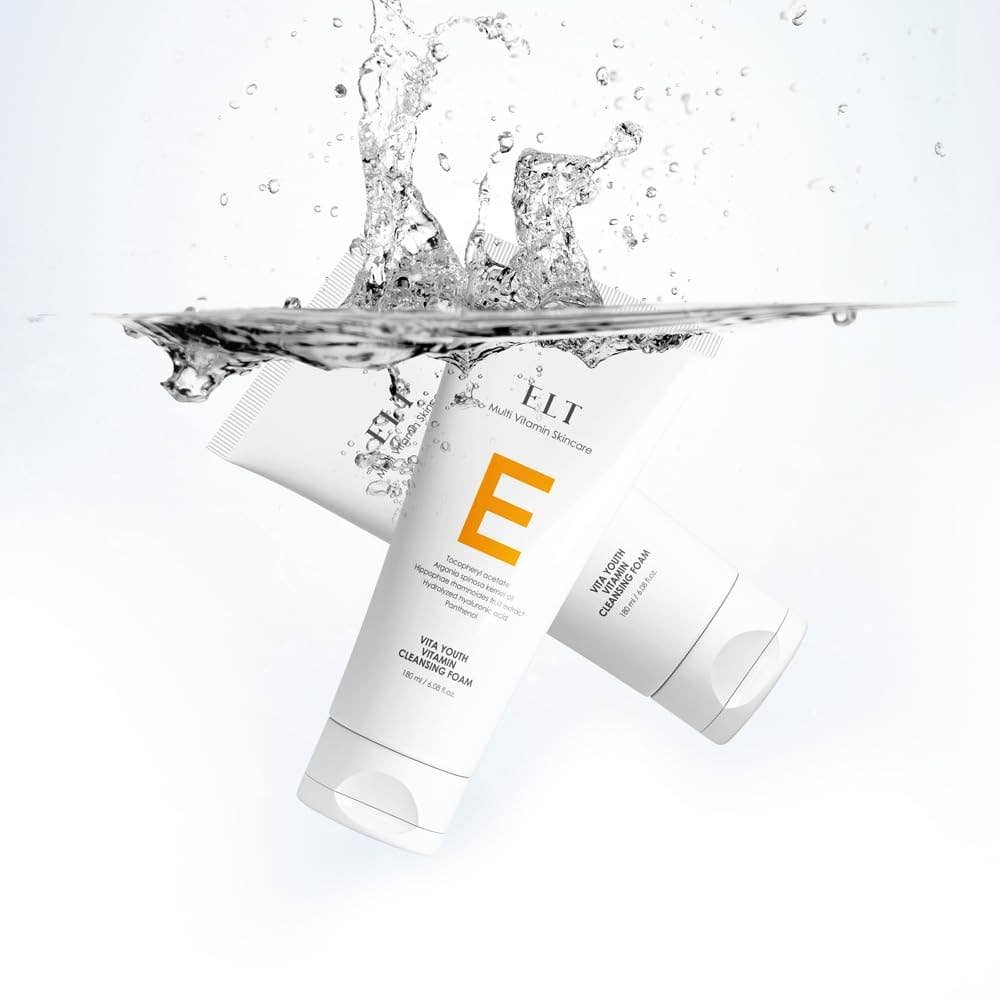 ELT Multi Vitamin Vita Youth Espuma limpiadora con vitamina C (6,08 fl oz)
